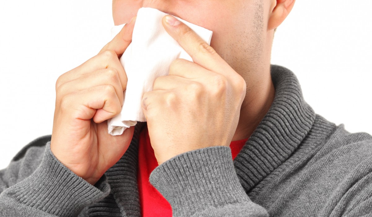 how to stop a runny nose fast